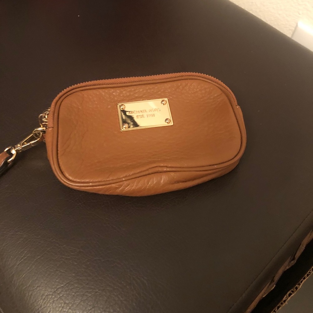 Michael Kors Wristlet (small)